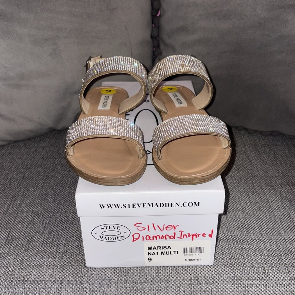 Steve Madden Diamond Strap Sandals 💎 - Picture 5 of 6